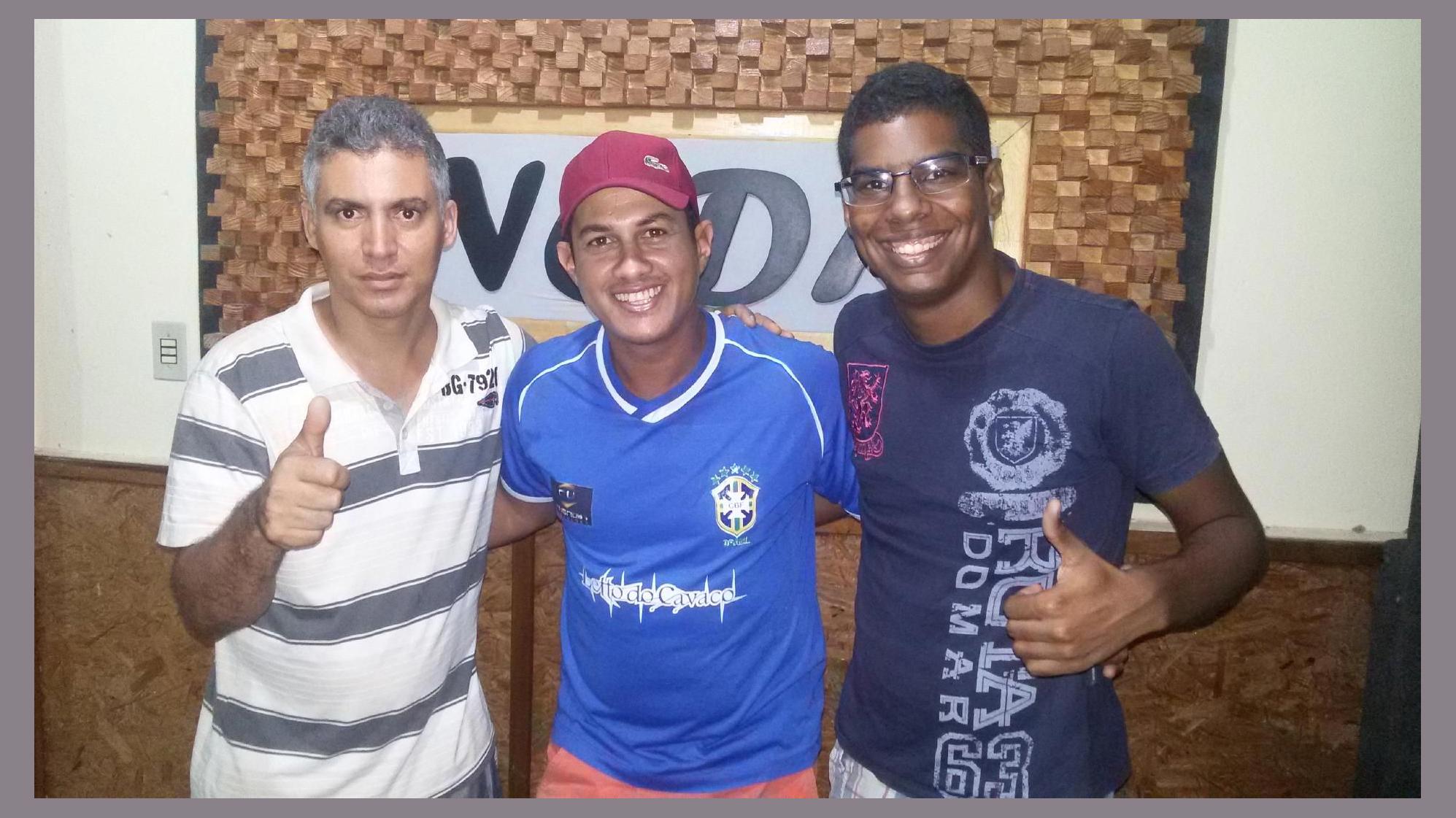Nas Ondas do Partido Oficial